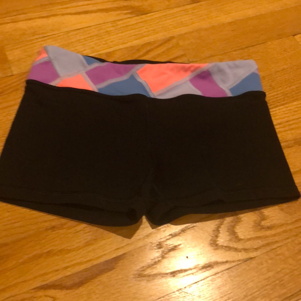 ivviva booty shorts